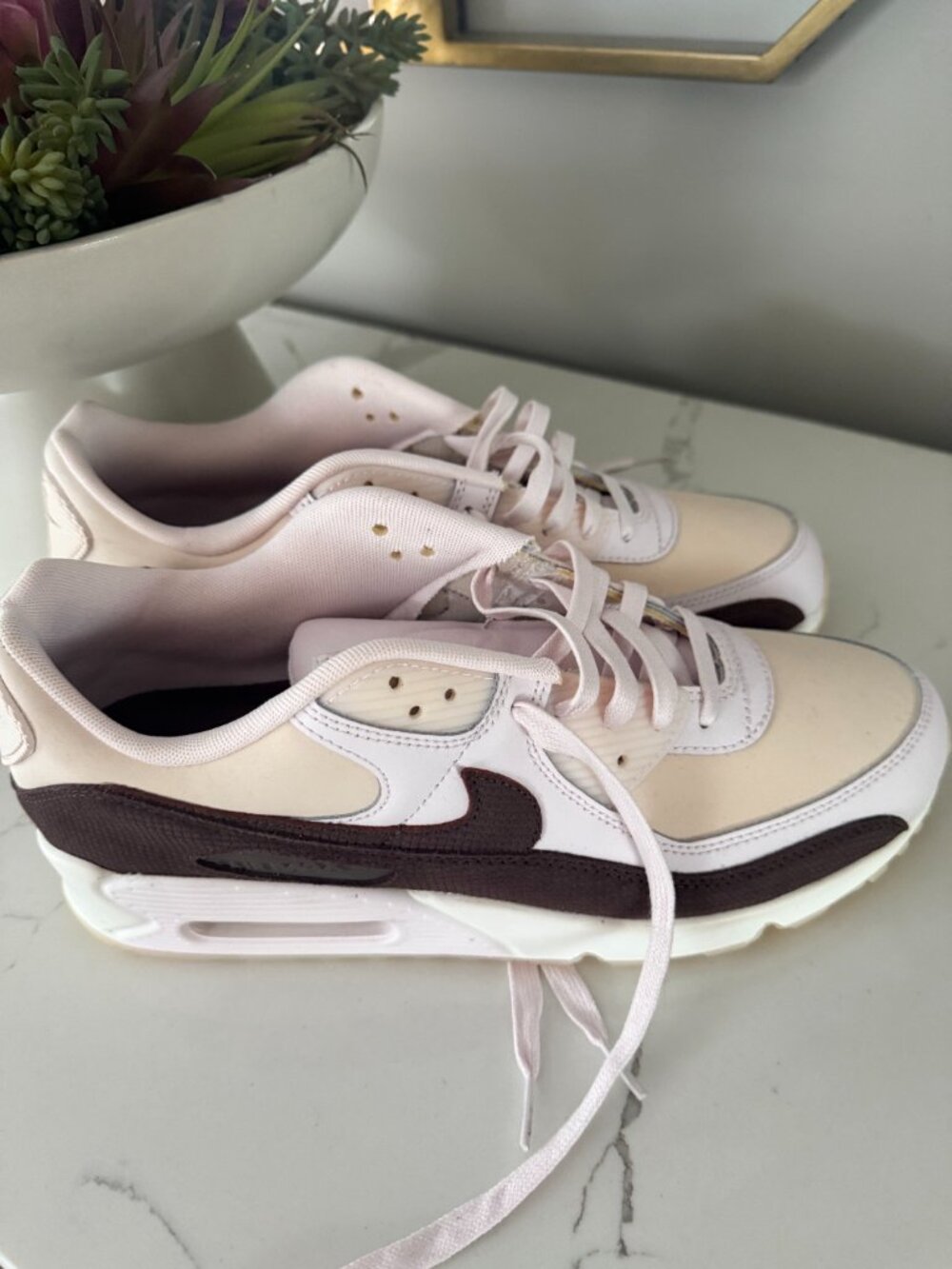 Nike Air Max 90 - (Size 11 MEN) - Picture 2 of 5